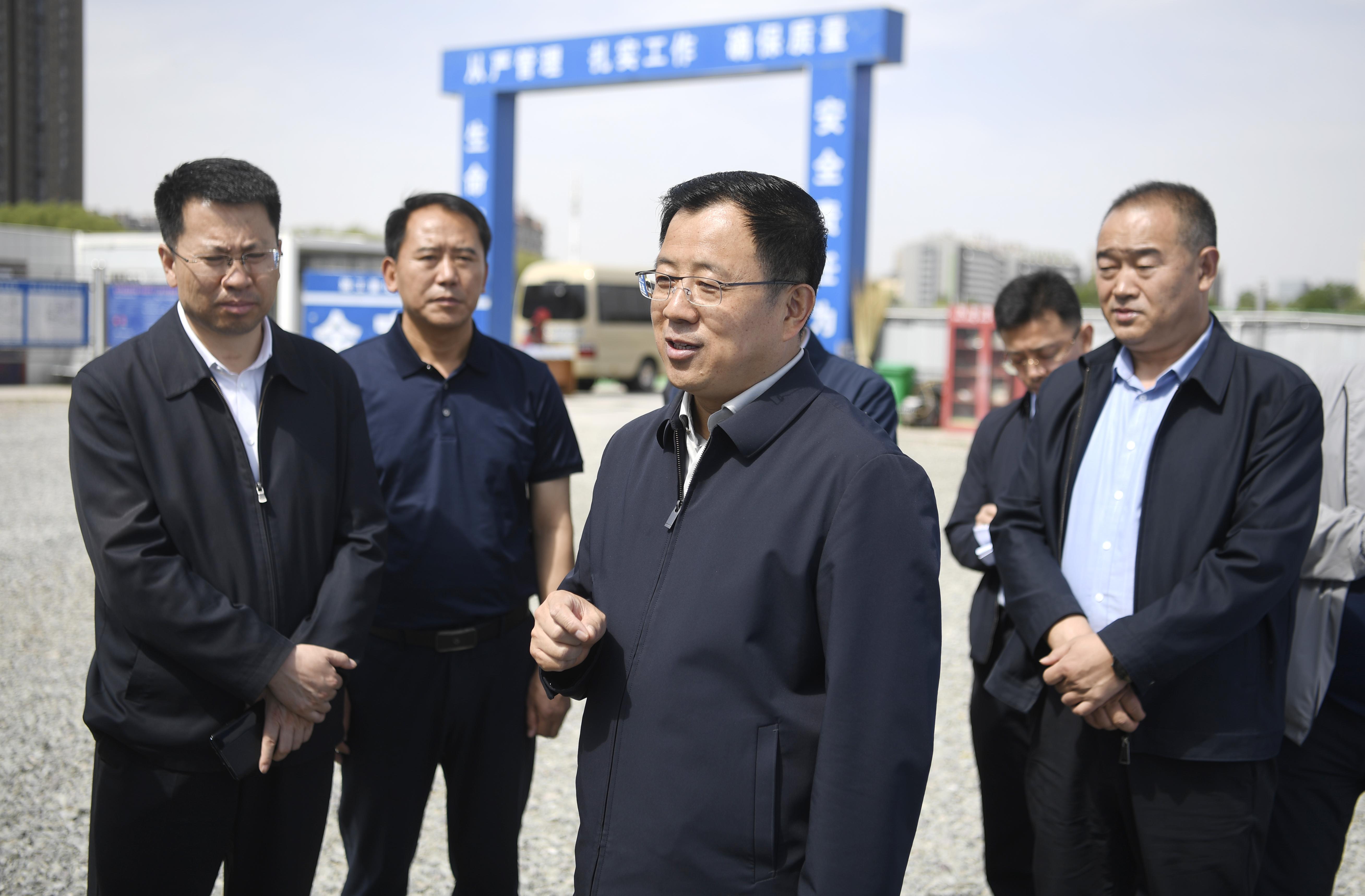 赵旭辉强调坚持人民至上强化底线思维严密细致做好防汛备汛工作