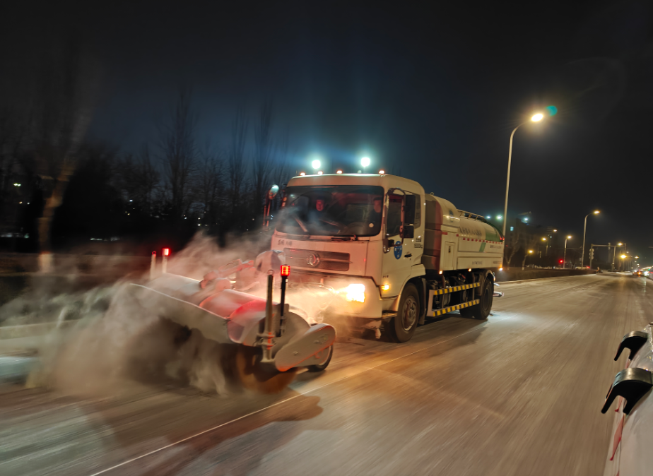 zoty中欧下雪了！银川市首次采用液体环保融雪剂 为市民安全出行保驾护航